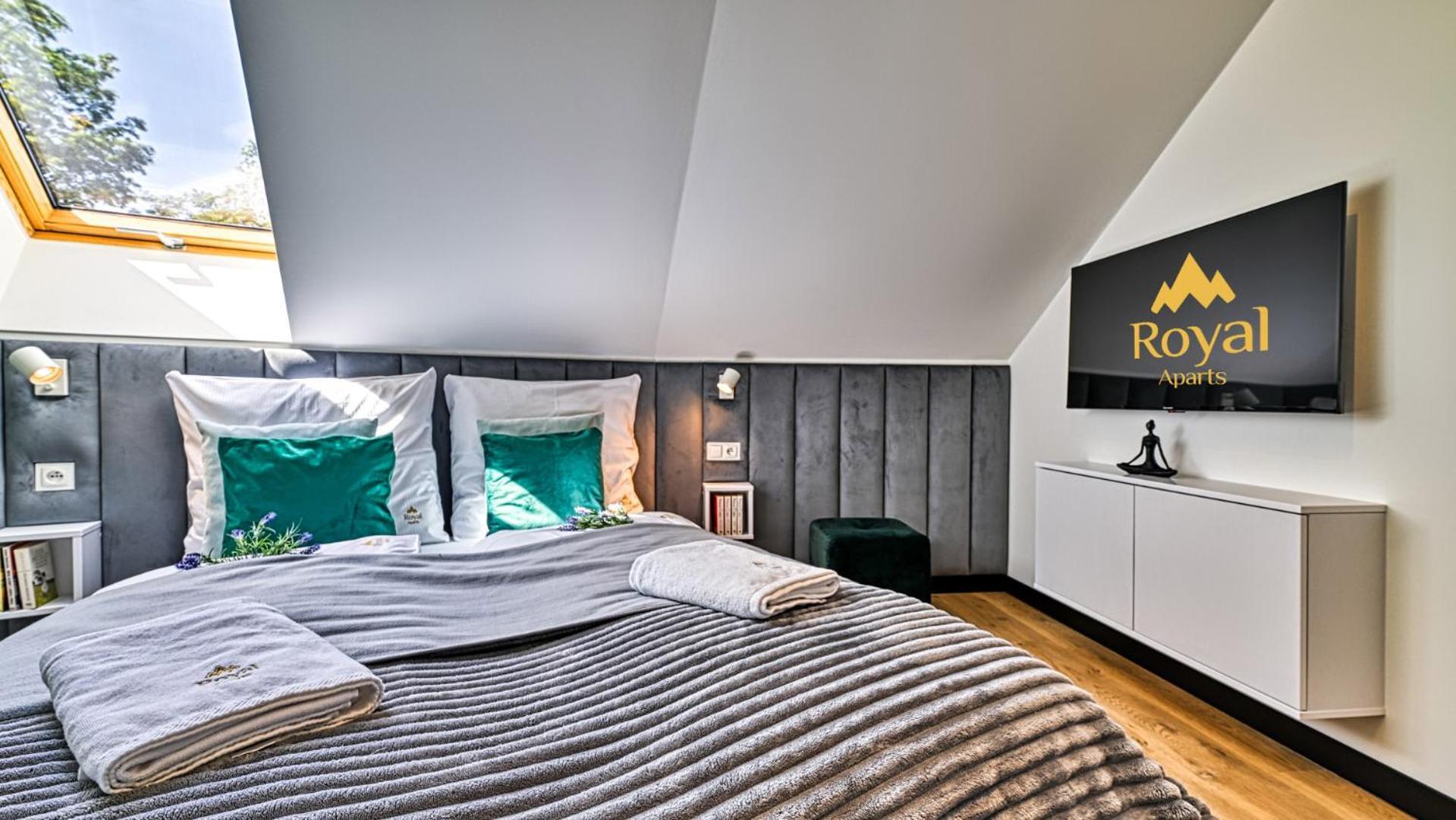 Apartamenty Z Basenem I Saunami Stone Hill Resort II Vip Centrum By Royal Aparts Szklarska Poreba Extérieur photo