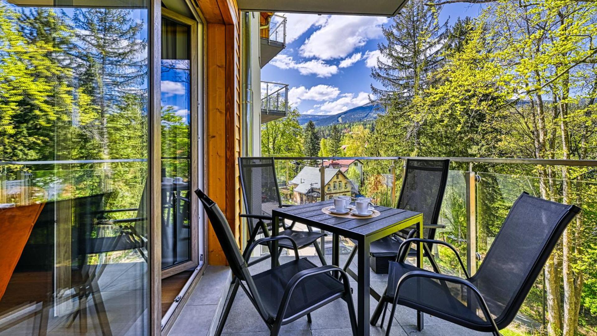 Apartamenty Z Basenem I Saunami Stone Hill Resort II Vip Centrum By Royal Aparts Szklarska Poreba Extérieur photo